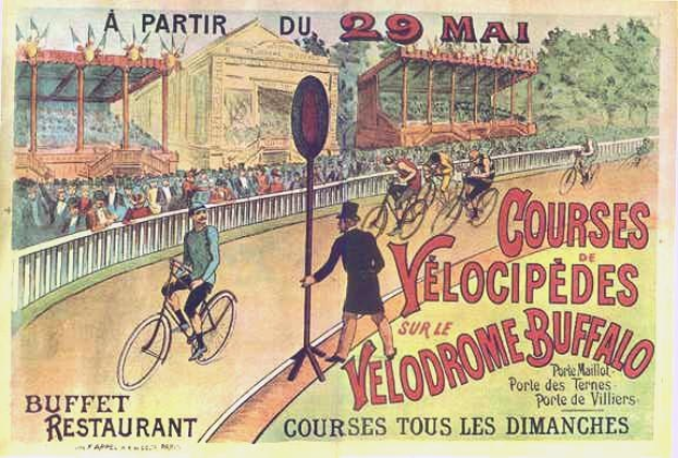 Ein Plakat, das eine Radrennbahn in Buffalo, New York, zeigt, mit Radfahrern auf einer umzäunten Straße mit einem Gebäude und Bäumen im Hintergrund.