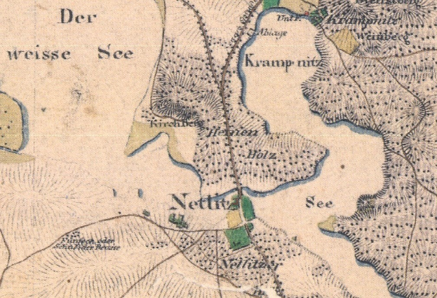 Detailiertes altes Stadtplan von Nettlitz, Deutschland, zeigt Straßen, Gebäude und Sehenswürdigkeiten mit Text.