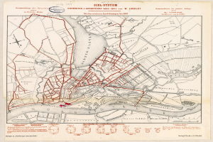 Ein altes Stadtplan von Hamburg, Deutschland, mit roten Linien, die die Route des Siel-Systems markieren, auf einem Papier mit handgeschriebener Text.