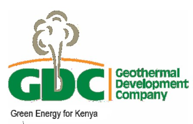 Logo der Geothermal Development Company (GDC) mit einem grünen Kreis mit weißer Umrandung und einem Stern, umgeben von einem grünen Ring mit dem Namen der Gesellschaft und dem Text "Grüne Energie für Kenia" darunter in fetter schwarzer Schrift.