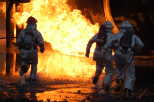 POL-VIE: Viersen: Zwei leicht Verletzte bei Feuer eines Trockners