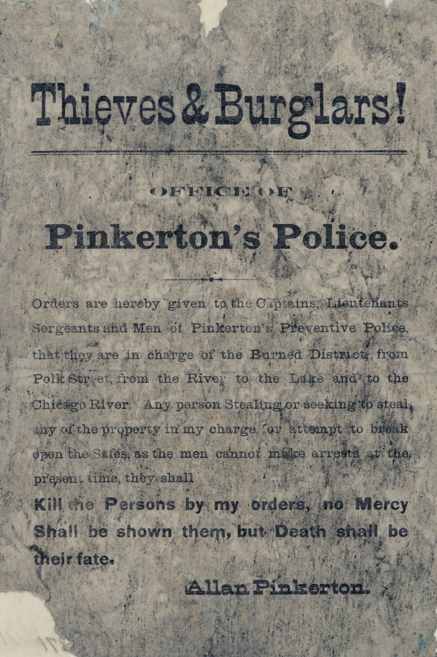 Plakat mit fetter schwarzer Schrift, die "Diebe & Einbrecher Pinkertons Polizei" auf einem weißen Hintergrund zeigt, eingerahmt von einem schmalen schwarzen Rand.