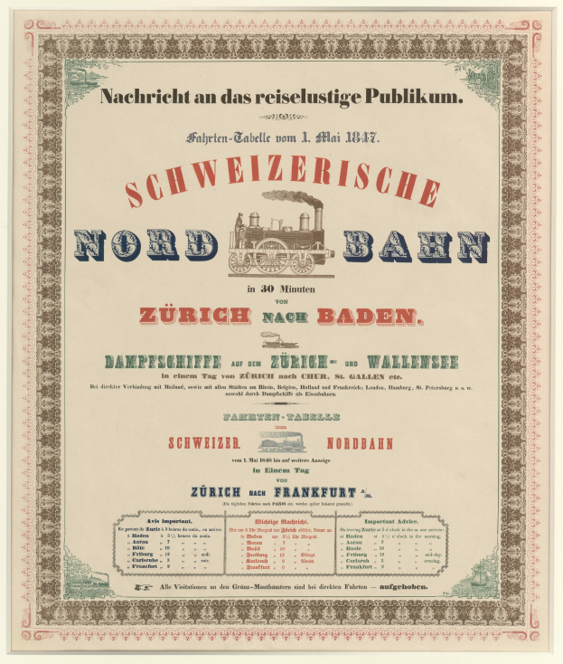 Plakat mit einem Zug in der Mitte auf einem hellgelben Hintergrund mit schwarz-weißem Karomuster, Text "Schweizerische Nordbahn in Baden, Deutschland" in fetter schwarzer Schrift mit einem dekorativen Rahmen.